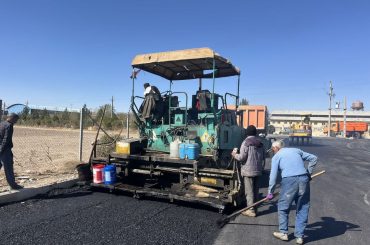 پروژه تکمیل زیرسازی و جدولگذاری و روسازی و آسفالت در فاز قدیم شهرک صنعتی خیرآباد